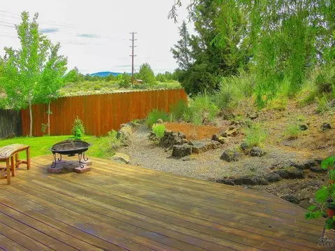 850 NE Robin Ct, Bend, OR 97701 photo 5