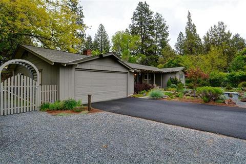 20352 Willopa Ct, Bend, OR 97702 photo 3