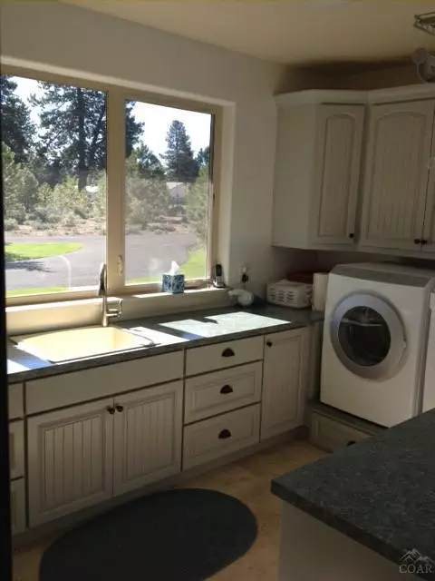 60720 Tekampe, Bend, OR 97702 photo 13