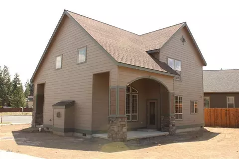 60963 SE Miles Ct, Bend, OR 97702 photo 10