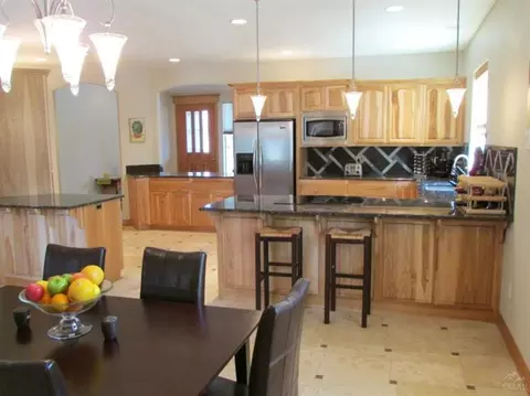 1141 E Cascade Ave, Sisters, OR 97759 photo 6
