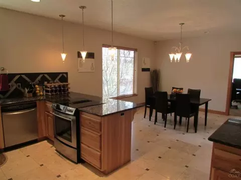 1141 E Cascade Ave, Sisters, OR 97759 photo 8
