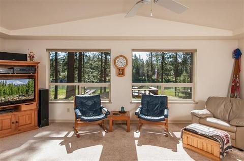 56300 Solar Dr, Bend, OR 97707 photo 5
