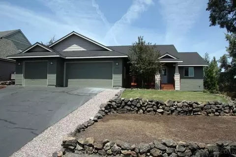 20846 Solstice Dr, Bend, OR 97701 photo 1