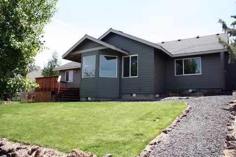 20846 Solstice Dr, Bend, OR 97701 photo 3