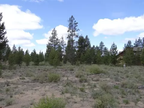 56560 Sunstone Loop, Bend, OR 97707 photo 3