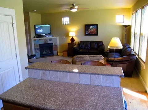 20025 Mcclellan Rd, Bend, OR 97702 photo 7