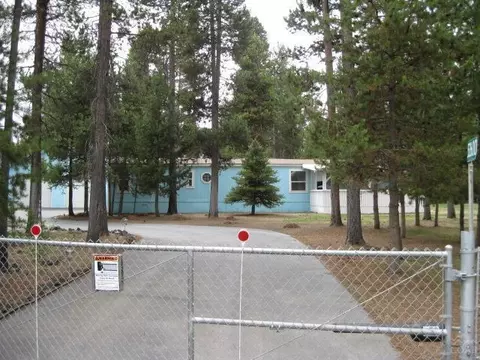 52600 Rainbow Dr, La Pine, OR 97739 photo 1