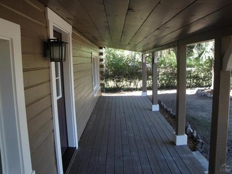 1464 NE 8th St, Bend, OR 97701 photo 2