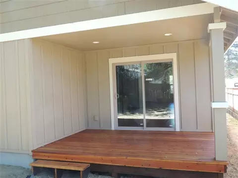 360 SE Silvis Ln, Bend, OR 97702 photo 8