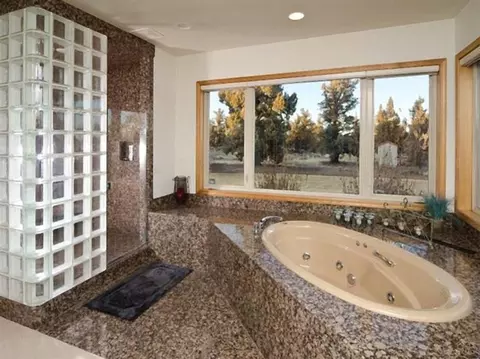 62826 Stenkamp Rd, Bend, OR 97701 photo 15