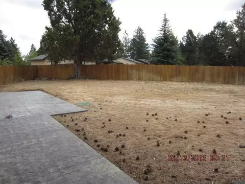 20821 W View Dr, Bend, OR 97702 photo 5