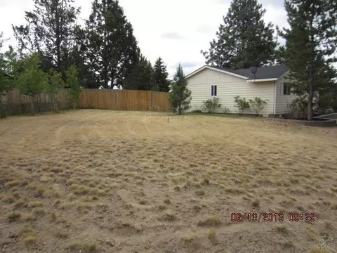 20821 W View Dr, Bend, OR 97702 photo 3