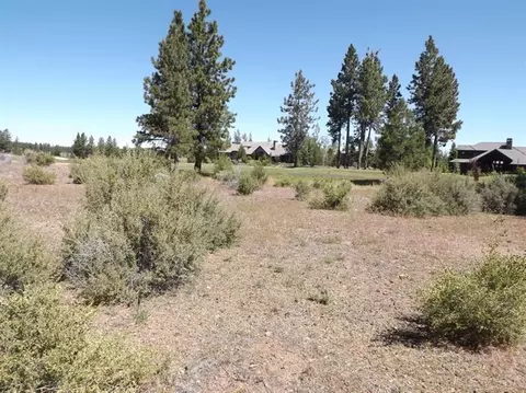 19218 Dutchman Ct, Bend, OR 97702 photo 3