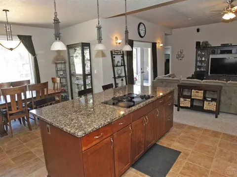 21340 Gift Pl, Bend, OR 97701 photo 5
