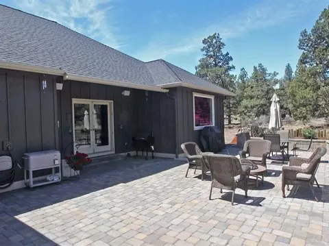 21340 Gift Pl, Bend, OR 97701 photo 21