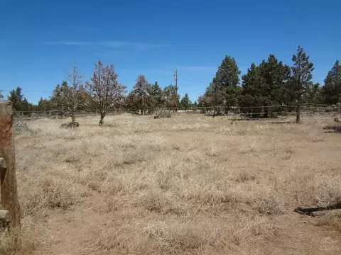 25353 Deer Ln, Bend, OR 97701 photo 18