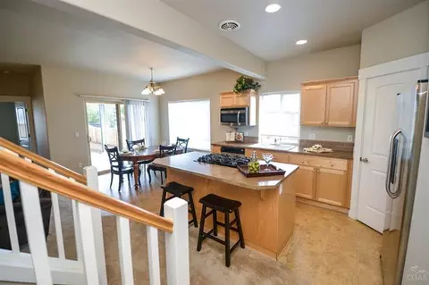 21160 Philly Ave, Bend, OR 97702 photo 2