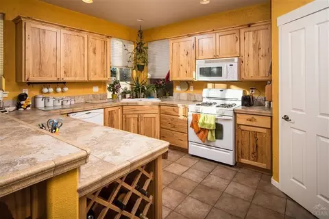 21144 Clairaway Ave, Bend, OR 97701 photo 5