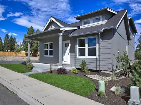 20336 Chase Rd, Bend, OR 97702 photo 2