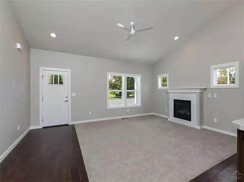 20336 Chase Rd, Bend, OR 97702 photo 5