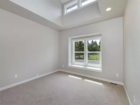 20336 Chase Rd, Bend, OR 97702 photo 10