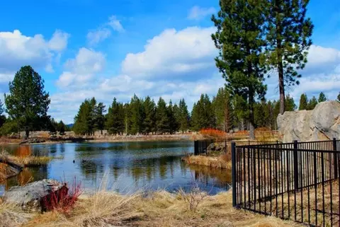56982 Dancing Rock Loop, Sunriver, OR 97707 photo 18