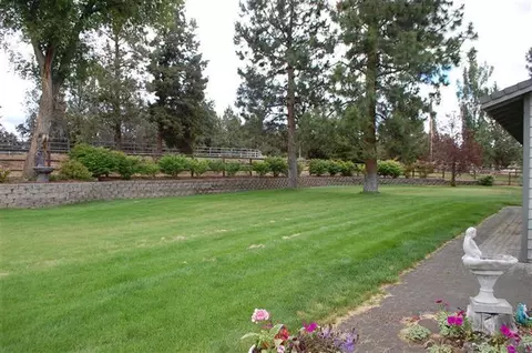 62490 Eagle Rd, Bend, OR 97701 photo 9