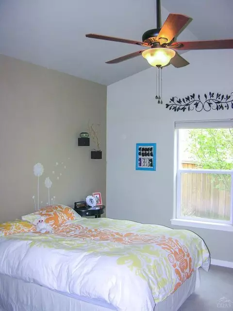 20695 Beaumont Dr, Bend, OR 97701 photo 4