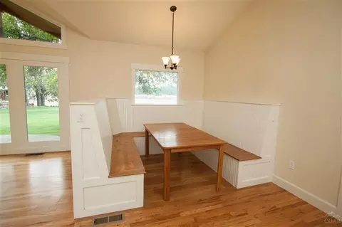 20655 Bowery Ln, Bend, OR 97701 photo 11