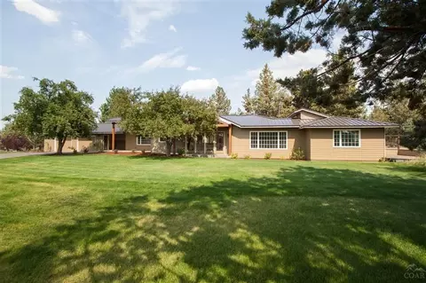 20655 Bowery Ln, Bend, OR 97701 photo 3