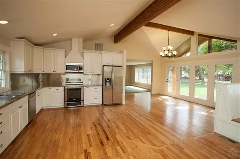 20655 Bowery Ln, Bend, OR 97701 photo 7