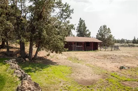 20655 Bowery Ln, Bend, OR 97701 photo 22