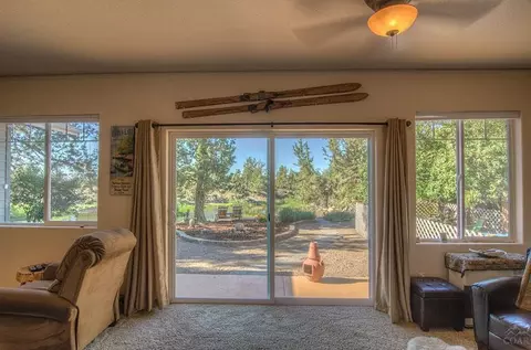 20730 NW Lyra Dr, Bend, OR 97701 photo 9