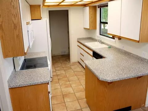 21598 Morrill Rd, Bend, OR 97701 photo 9
