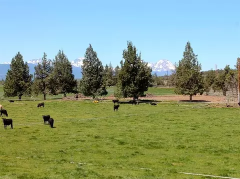 21598 Morrill Rd, Bend, OR 97701 photo 1