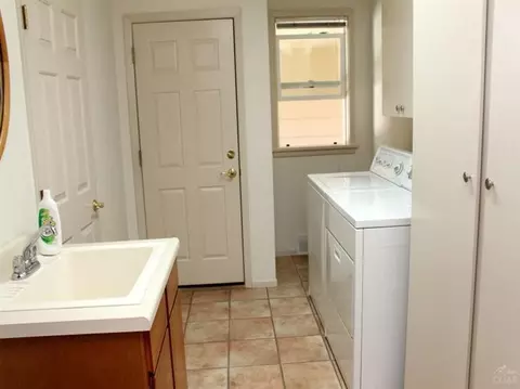 21598 Morrill Rd, Bend, OR 97701 photo 11