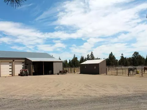 21598 Morrill Rd, Bend, OR 97701 photo 16