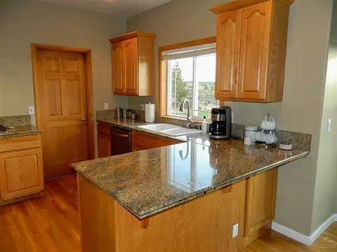 59659 Saskatoon Ln, Bend, OR 97702 photo 7