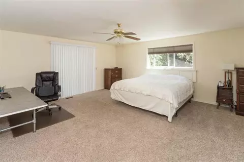 20582 Cambridge Ct, Bend, OR 97702 photo 9
