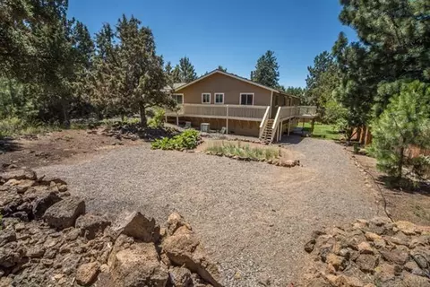 20582 Cambridge Ct, Bend, OR 97702 photo 5