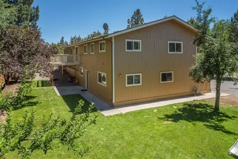 20582 Cambridge Ct, Bend, OR 97702 photo 3