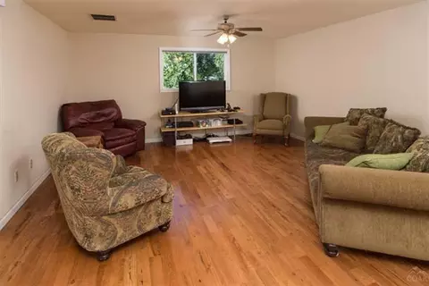 20582 Cambridge Ct, Bend, OR 97702 photo 8