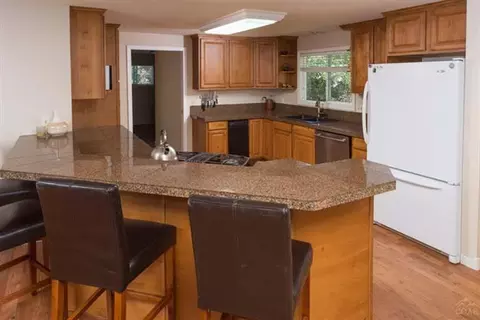20582 Cambridge Ct, Bend, OR 97702 photo 4