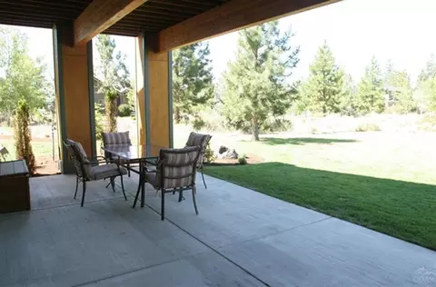 23 NW Skyliner Summit Loop, Bend, OR 97701 photo 20