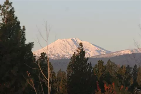 23 NW Skyliner Summit Loop, Bend, OR 97701 photo 2