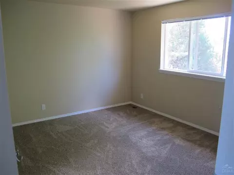 911 NE Decatur Ct, Bend, OR 97701 photo 15