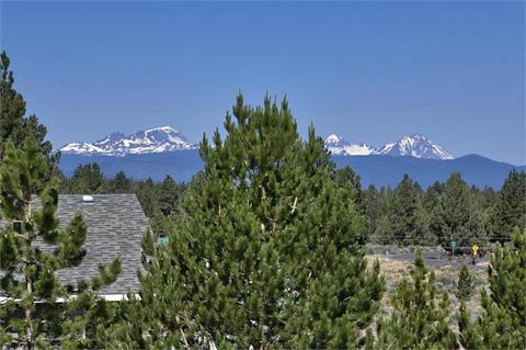 22424 Calgary Dr, Bend, OR 97702 photo 2