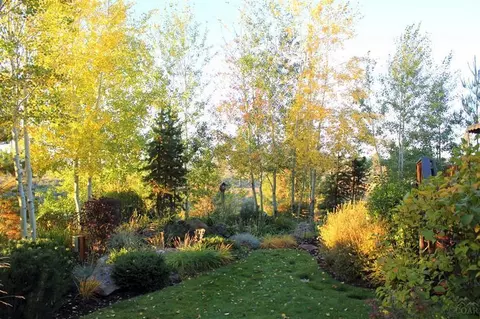 61909 Fall Creek Loop, Bend, OR 97702 photo 8
