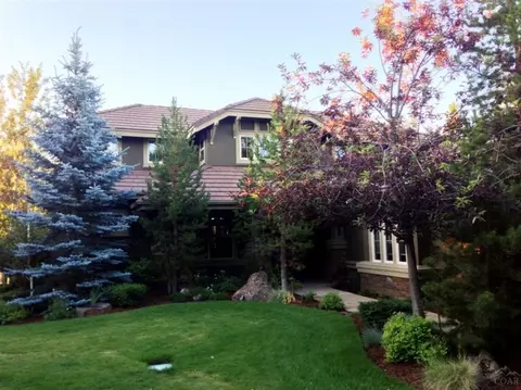 61909 Fall Creek Loop, Bend, OR 97702 photo 2